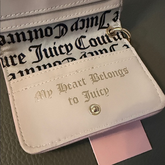 Juicy Couture Black and Pink Key Holder - Picture 4 of 5